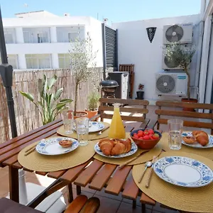 Appartement Spacious Terrace, Swimming Pool, Private Parking, Olhão